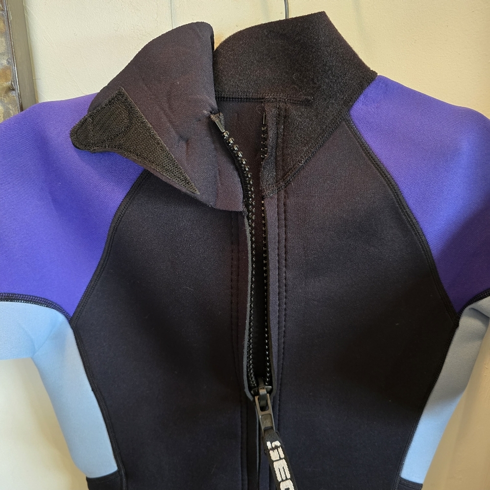 NWT Seadoo Women's 3MM Shorty Wetsuit - Black Blue Purple Small - Picture 7 of 11
